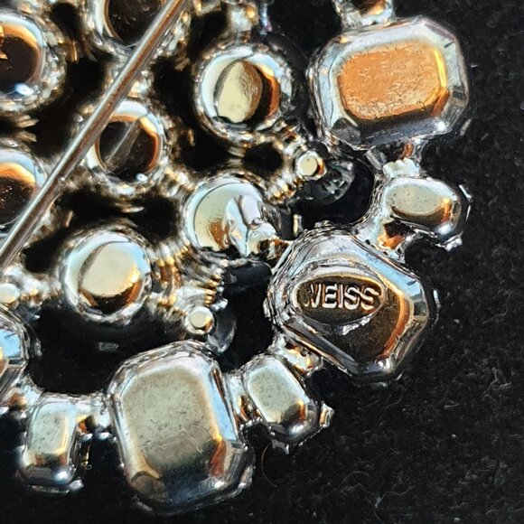 Magnificent Vintage WEISS Emerald Cut & Round White Rhinestone Statement Brooch - Picture 9 of 11